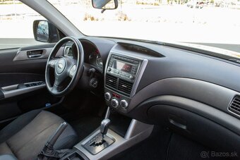 Subaru Forester 2.0 SX Comfort A/T - 10