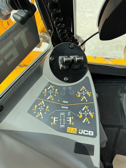 JCB 4CX PRO 14H5WA, 81kW - 10