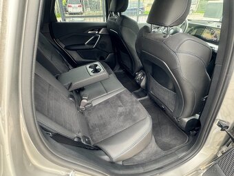 BMW iX1 xDrive30,230kw M-PACKET odpočet DPH - 10