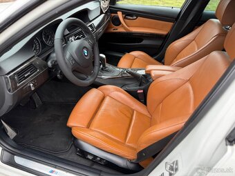 BMW Rad 3 Touring 335i  xDrive A/T - 10