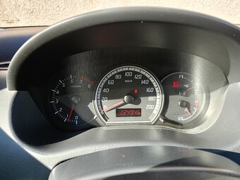 Suzuki Swift - 10
