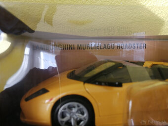 modely 1:24 na predaj (4)(Porsche, BMW, Lamborghini, VW) - 10