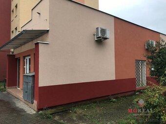Na predaj predajňa v Partizánskom – sídlisko Šípok - 10
