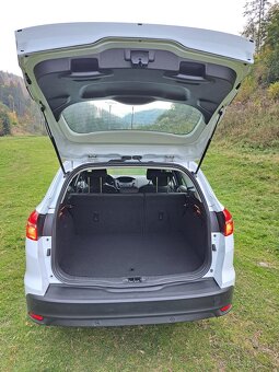 Ford Focus Combi 1.0 EcoBoost Rival X - rodinné auto - 10