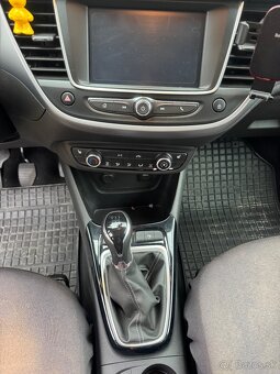 Opel Crossland X - 10