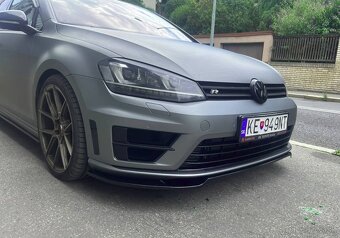 LIPKO SPOJLER PREDNEHO NARAZNÍKU NA NARAZNIK čierne - 10