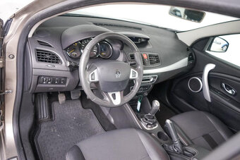 100- RENAULT Fluence 2010 benzín 1.6i 81kw - 10