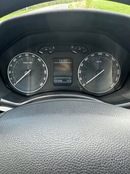 Škoda Octavia 1,9 TDI 77 kW DSG automat - 10