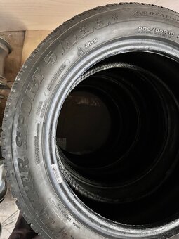 205/55 R16 91H zimní pneu Dunlop - 7mm - 10