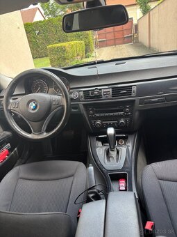 BMW E90 320d xDrive - 10