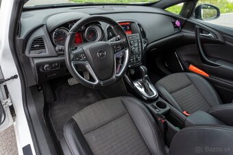 Opel Astra GTC 1.4 Turbo 140k Sport A/T - 10