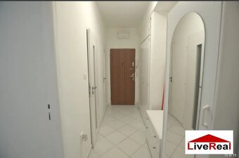 Na prenájom 2izb. Harmanecká, 62m2, balkón, p. 3/4, komplet - 10