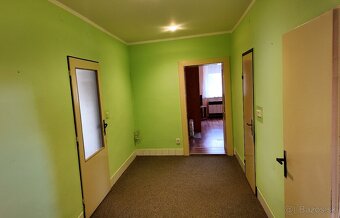 Rodinný dom s možnosťou prerábania v Bake - 10