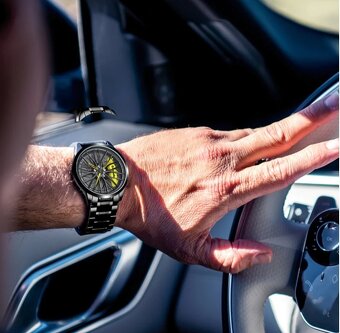 Hodinky pre milovníkov áut - 10