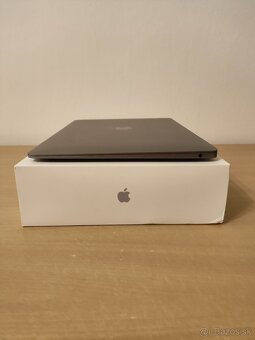 MacBook Air 2020 | i7 • 8GB • 256GB - 10