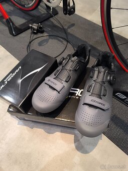 Specialized - 10