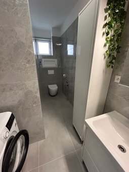 Veľký 1i. byt s balkónom, parkovacím miestom, Stupava - 10
