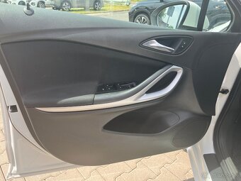 OPEL ASTRA R.V.2019 1.majiteľ 1.4 TURBO - 10