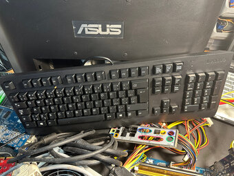 staršie komponenty - 10