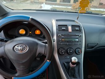 Toyota Auris 1,4T 5D - 10