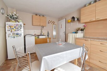 Rodinný dom s veľkým pozemkom 1130 m2, Ovčiarsko, Žilina - 10