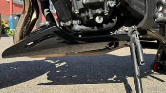 Yamaha FZ8 - 10