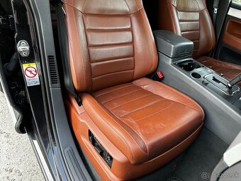 Predám Volkswagen Touareg 3,0 TDI V6 A/T - 10