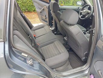Škoda Octavia combi Tour 1.9 TDI 81kw rok 2005 - 10