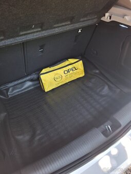 Opel Astra K 1.4 Turbo (benzín) - 10