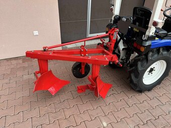 Predám malotraktor Tauros 4x4 25HP na ŠPZ - 10
