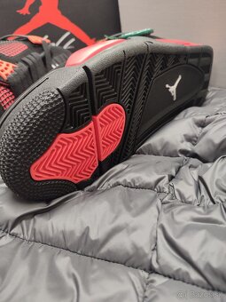 Air jordan 4 retro thunder red - 10