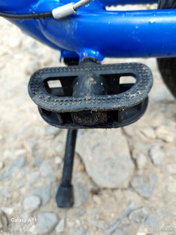 Strider 16 SPORT detské-juniorské odrážadlo - 10