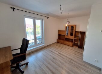 PREDAJ- rodinný dom v obci Cífer - 10