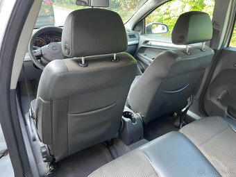 Predám Opel Astra Combi 1.7Diesel - 2010 - 10