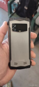 Redmi note 10 pro a DOOGEE Smini - 10