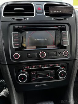 Volkswagen Golf Variant 2.0 TDI Highline DSG - 10
