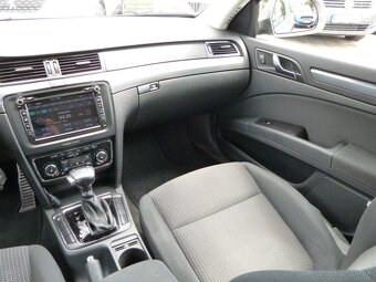 Škoda Superb Combi 2.0 TDI CR 140k Comfort DSG - 10