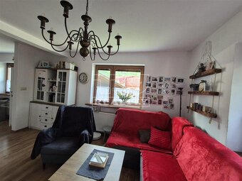 Vidiecky rodinný dom - Vršatské Podhradie - 10