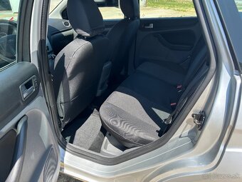Ford focus combi 1,6 tdci - 10
