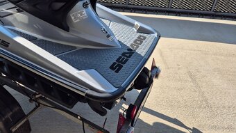 Vodný skúter Sea-Doo RXT 255 - 10
