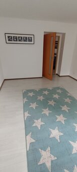 PRENÁJOM 2 izbový, zrekonštruovaný svojpomocný byt -KOMÁRNO - 10