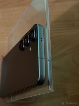 PREDANÉ Dobrý deň Ponúkam na predaj Samsung Galaxy S25 256GB - 10