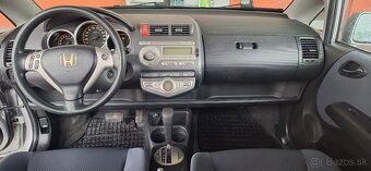Honda Jazz 1.4 CVT automat benzín rv. 12/2005 - 10