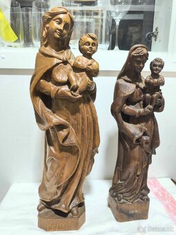 Sochy Madonna s dieťaťom - 10