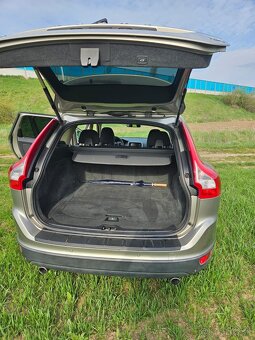 Volvo XC60 2.4 D 151kw 2011 - 10