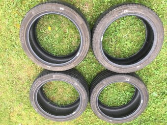 Predám pneumatiky 195/45 R16 3x Nexen Nfera + 1x Barum - 10