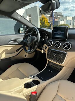 Mercedes Benz CLA 180 - 10
