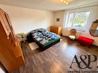 7 IZBOVÝ RODINNÝ DOM, POZEMOK 2717M2, PRIETRŽ, okr. SENICA - 10