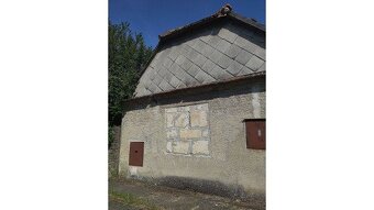 Na predaj starší rodinný dom s veľkou záhradou - 10