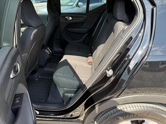 Volvo XC40 T2 Momentum - 10